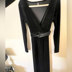 New Velvet Long & Long Sleeve Dress